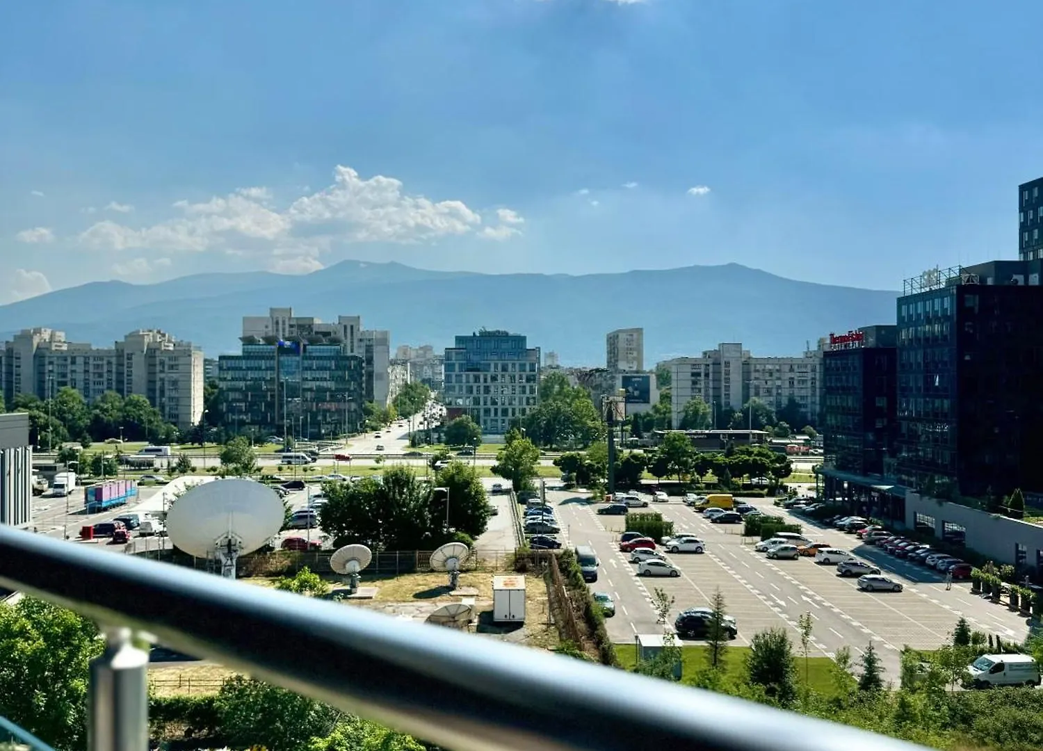 Sunny & Comfort Apartment Next To Tech Park For 4 Guests Sofia