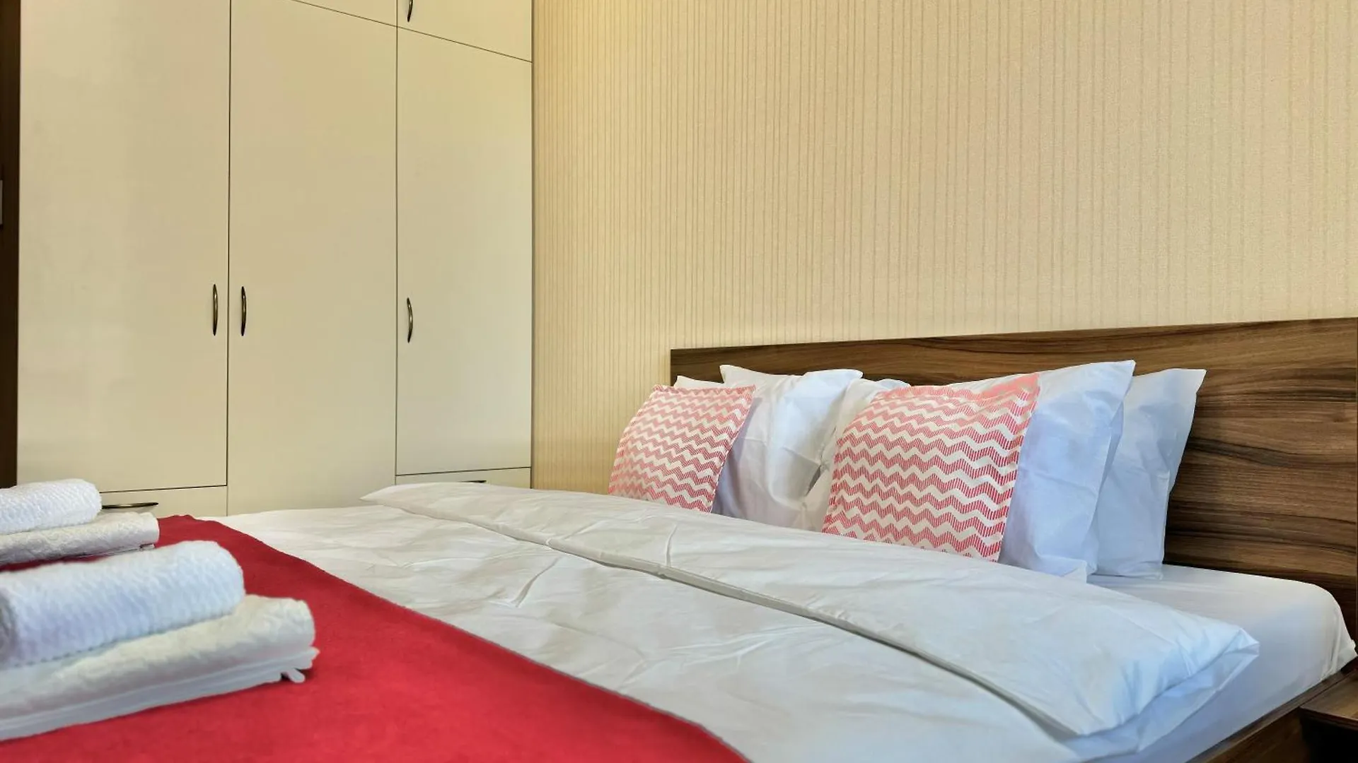 Sunny & Comfort Apartment Next To Tech Park For 4 Guests Sofia