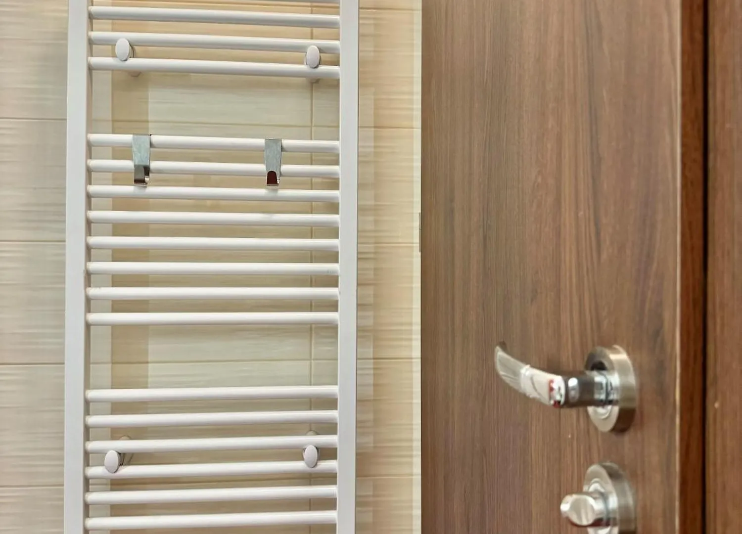 Sunny & Comfort Apartment Next To Tech Park For 4 Guests ソフィア
